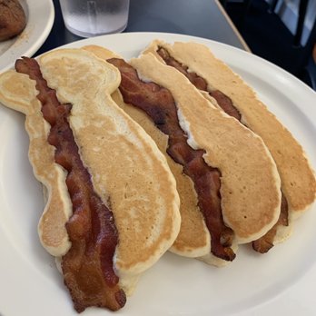 Biscuits - Bacon cakes - Breakfast & Brunch Near Me - Oak Bluffs, Massachusetts