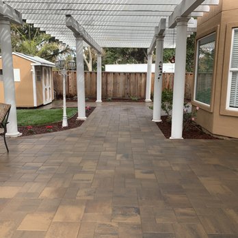 EliasGH Landscaping - a patio with a pergolated roof - Landscaping Near Me EliasGH Landscaping - a patio with a pergolated roof - Landscaping Near Me
