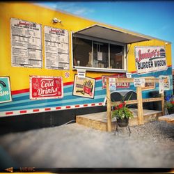 Junior's Burger Wagon - Store front.