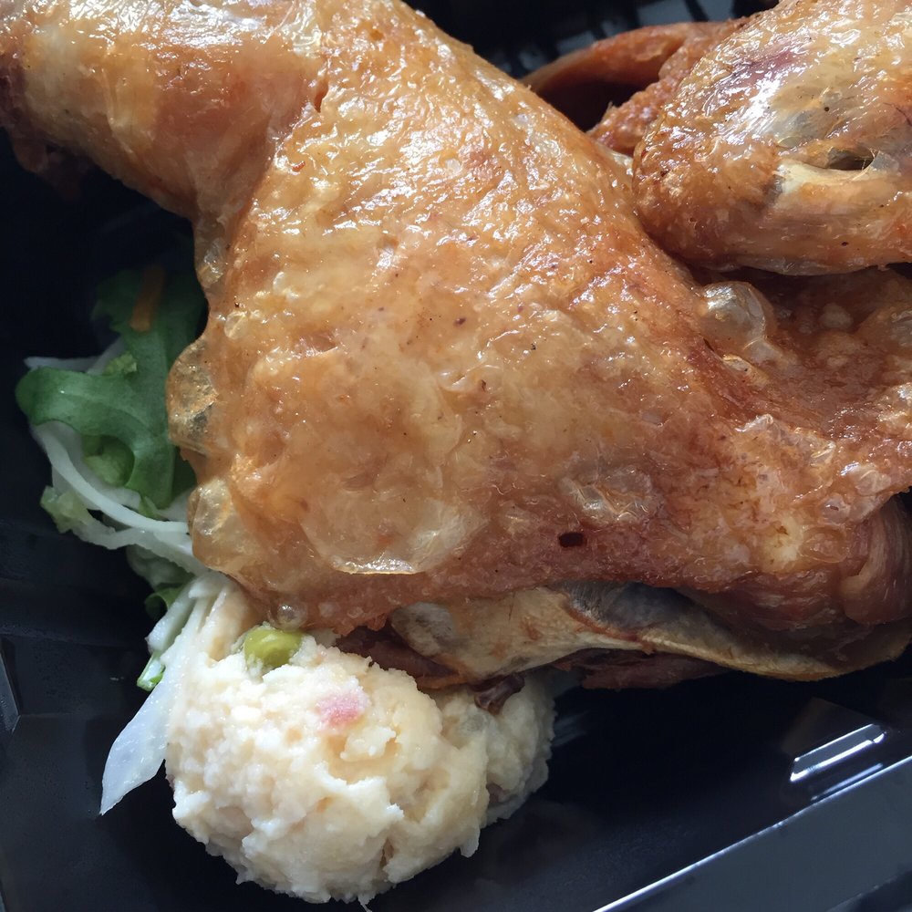 't Smulhuis in Otterlo - My fried chicken looked better than some of the pieces hidden - Cafeteria Near Me - Otterlo, GE