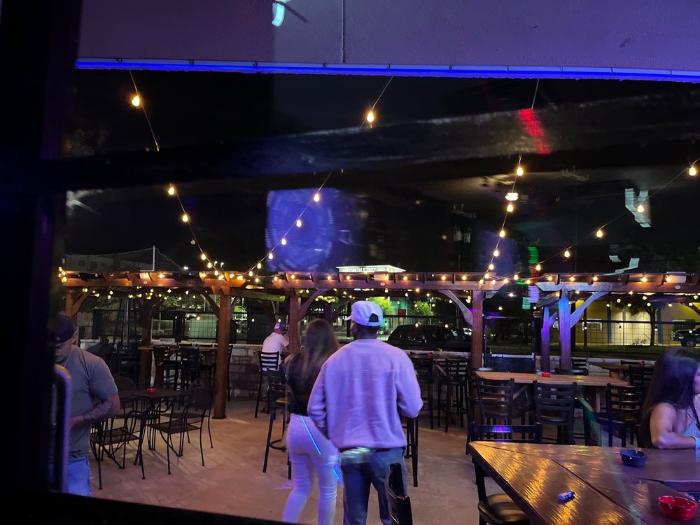 DEOL BAR & GRILL Updated October 2024 20 Photos & 70 Reviews 6851