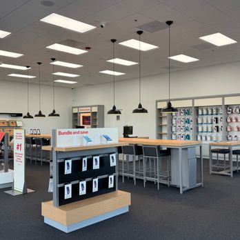 Verizon - Mobile Phones Near Me - Yucaipa, California