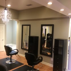 Tangles Salon