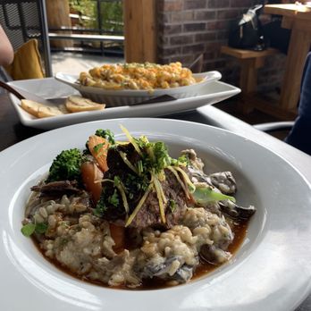 The Ocean Beach Crafts, Drafts & Eats - Bars Near Me - White Rock, British Columbia