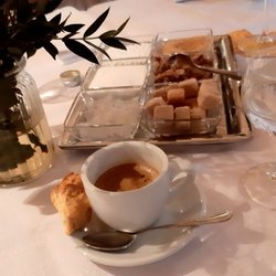 Hotel Kolb - Espresso mit selbstgebackenem Canrtuccino