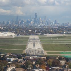 Aeronautics Academy - Runway 4L at KMDW Chicago Midway
