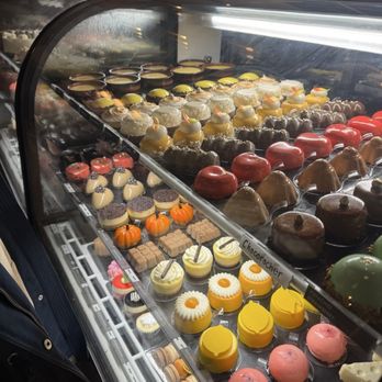 Figaro Dessert Cafe - Desserts Near Me - San Diego, California Figaro Dessert Cafe - Desserts Near Me - San Diego, California