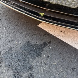 Bumper damage Bumper damage
