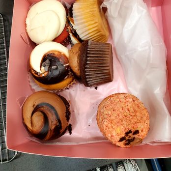 Little Cupcake Bakeshop - Stupidly packed cupcakes - Cupcakes Near Me - Brooklyn, New York