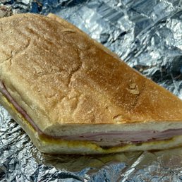 OLE TAMPA CUBANS - Updated August 2024 - 46 Photos & 40 Reviews - 404 N