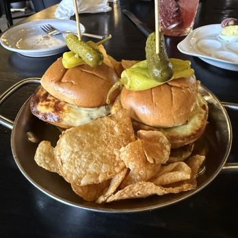 Grassroots Garden Lounge - Highland Beef Sliders - Lounges Near Me - Smithville, Missouri Grassroots Garden Lounge - Highland Beef Sliders - Lounges Near Me - Smithville, Missouri