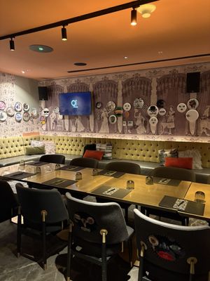 QT Melbourne by null