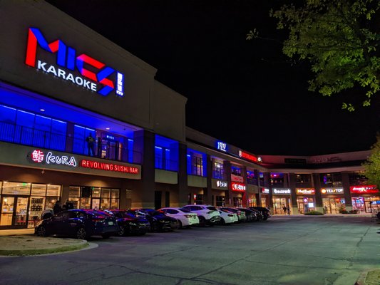 Kura Revolving Sushi Bar by null