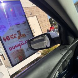 Dunkin' - Employee on phone not taking orders