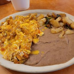 Migas (chilaquiles) Migas (chilaquiles)