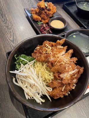 MR.HEN NOODLES HOUSE by null