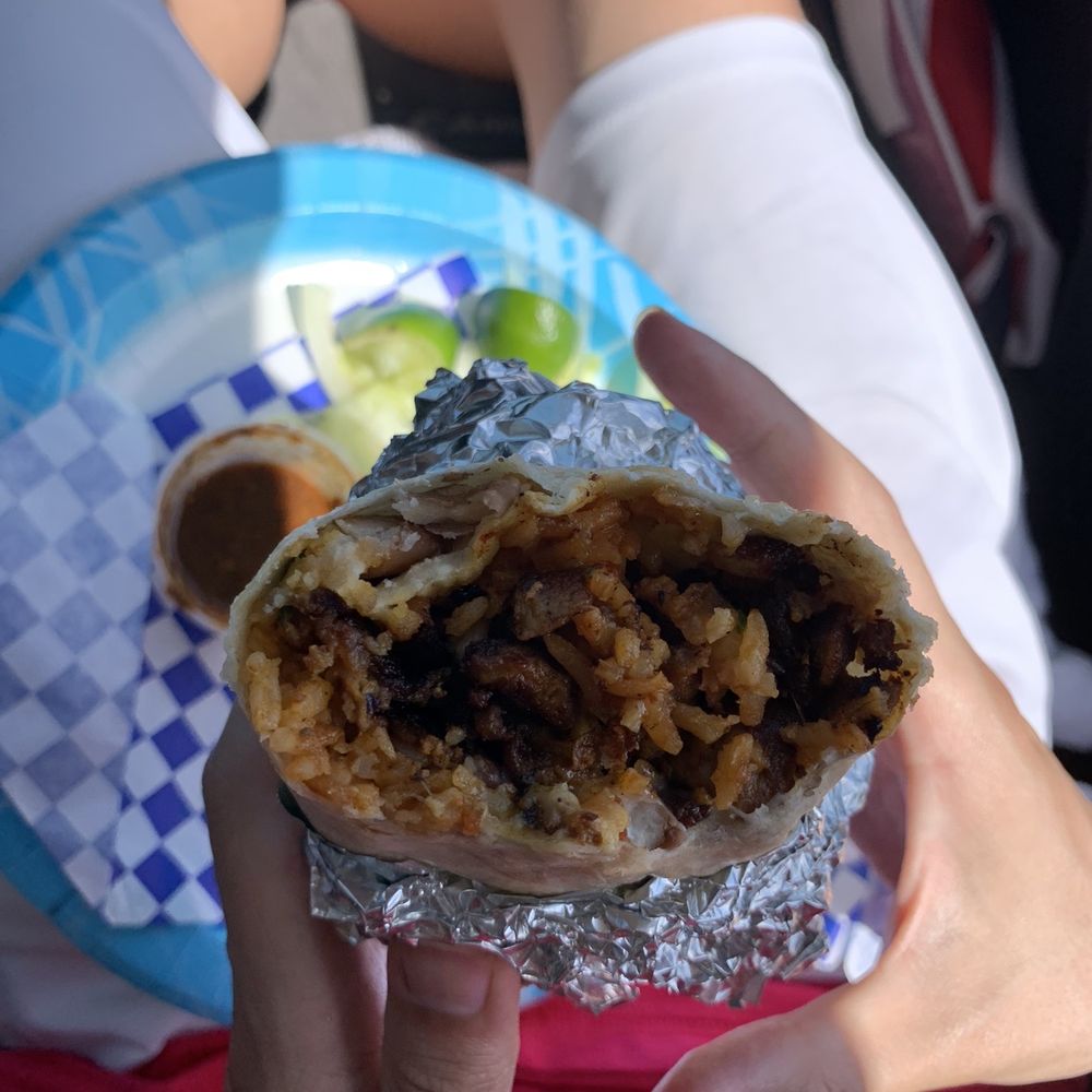 Sabor A Malibu - Burrito al pastor - Food Trucks Near Me - Malibu, California Sabor A Malibu - Burrito al pastor - Food Trucks Near Me - Malibu, California