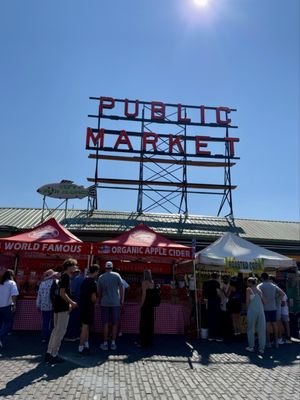 Tiny's Organic by null