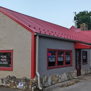Hook & Ladder Pizza - Restaurant exterior - Pizza Near Me - Hollister, Missouri