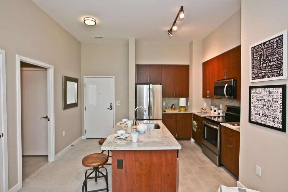 THE ASHER Updated July 2024 Request Information 38 Photos 620 N