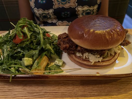 Goldie’s Tavern by null