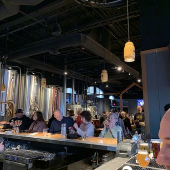 Ike & Oak Brewing Co - View from the bar - Brewpubs Near Me - Woodridge, Illinois