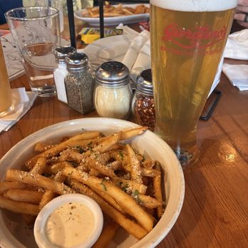 Giordano's - Garlic Parmesan Fries and 312 Goose Island Beer - Pizza Near Me - Orland Park, Illinois