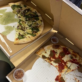 Johnny Mo's Pizzeria - Pizza Near Me - Seattle, Washington