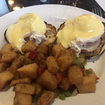 Coastal Craft Kitchen & Bar - Classic egg Benedict - Bars Near Me - Atlantic City, New Jersey Coastal Craft Kitchen & Bar - Classic egg Benedict - Bars Near Me - Atlantic City, New Jersey