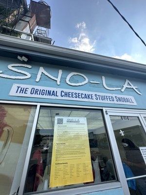 Sno-La Snowballs by null