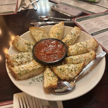 The Old Spaghetti Factory - Garlic Cheese Bread - Italian Near Me - Rancho Cordova, California The Old Spaghetti Factory - Garlic Cheese Bread - Italian Near Me - Rancho Cordova, California