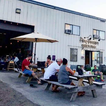 Pipe Dream Brewing - Brewpubs Near Me - Londonderry, New Hampshire