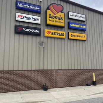 Love's Travel Stop - Gas Stations Near Me - Plymouth, Indiana Love's Travel Stop - Gas Stations Near Me - Plymouth, Indiana