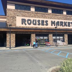 Rouses Market - Outside