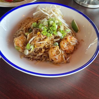 Malakor Thai Restaurant - Pad Thai w shrimp - Thai Near Me - Renton, Washington Malakor Thai Restaurant - Pad Thai w shrimp - Thai Near Me - Renton, Washington