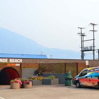 Salmon Arm Visitor Centre - Mobile Outreach Visitor Centre - Visitor Centers Near Me - Salmon Arm, British Columbia Salmon Arm Visitor Centre - Mobile Outreach Visitor Centre - Visitor Centers Near Me - Salmon Arm, British Columbia