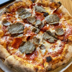 Fire And Frost - Mountain Man Pizza