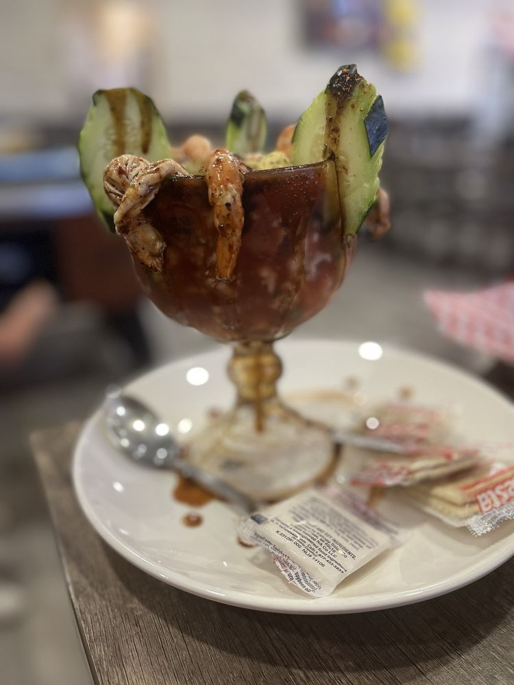 La Monarca Seafood