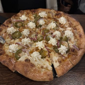 Steam Plant Restaurant & Brew Pub - White lightning pizza - Brewpubs Near Me - Spokane, Washington