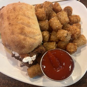 Social House Kitchen and Bar - Balsamic beef sandwich with tots - Burgers Near Me - Bakersfield, California Social House Kitchen and Bar - Balsamic beef sandwich with tots - Burgers Near Me - Bakersfield, California