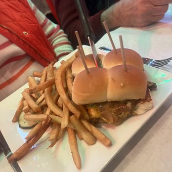 Hudson's Restaurant - Diners Near Me - Hudson, Ohio Hudson's Restaurant - Diners Near Me - Hudson, Ohio