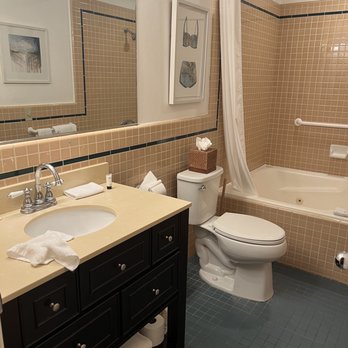 Casa Tropicana - Room 2 bath - Hotels Near Me - San Clemente, California