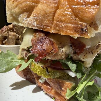 Beerwood - Blue fin burger....awesome! - Beer Bar Near Me - Los Osos, California Beerwood - Blue fin burger....awesome! - Beer Bar Near Me - Los Osos, California