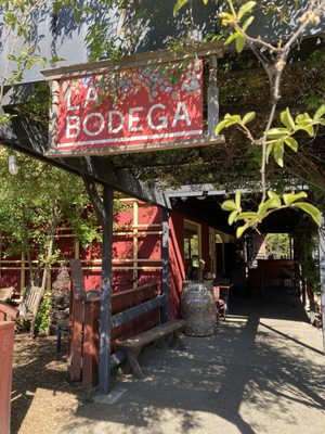 Sonoma Wine Shop / La Bodega Kitchen by null