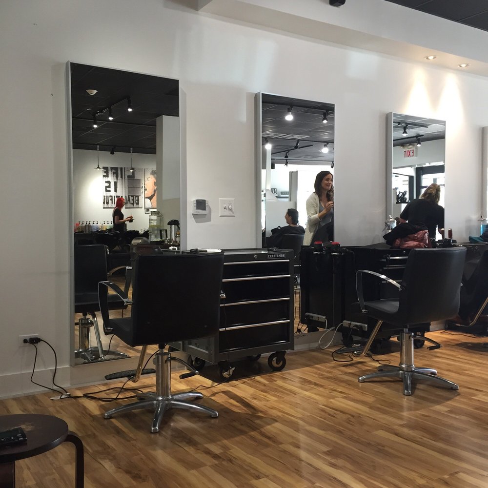 Salon Vole - Hair Salons Near Me - Highland Park, Illinois