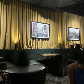 Provaré - Interior - Seafood Near Me - Houston, Texas