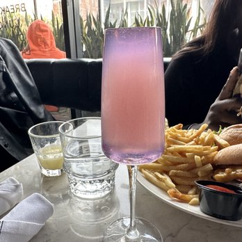 H Cafe - Breakfast & Brunch Near Me - Los Angeles, California H Cafe - Breakfast & Brunch Near Me - Los Angeles, California