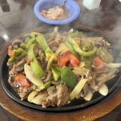 El Maguey Mexican - Beef fajitas