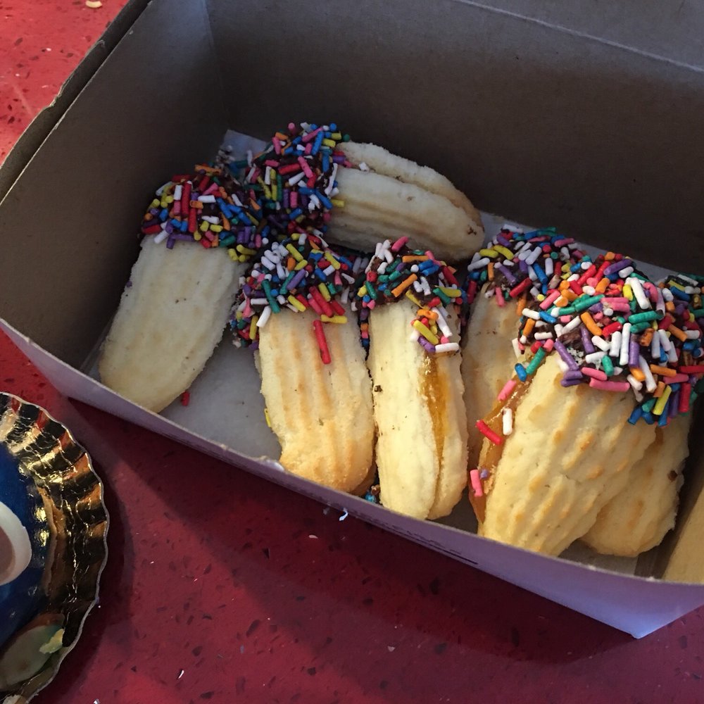 Lulu's Bakery - Bakeries Near Me - Fresh Meadows, New York