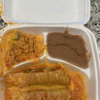 Casa Garcia's - Pflugerville - Casa G's Casa G's Especial Combo - small portions, does not come with chips & salsa, flavor is decent - Tex-Mex Near Me - Pflugerville, Texas Casa Garcia's - Pflugerville - Casa G's Casa G's Especial Combo - small portions, does not come with chips & salsa, flavor is decent - Tex-Mex Near Me - Pflugerville, Texas